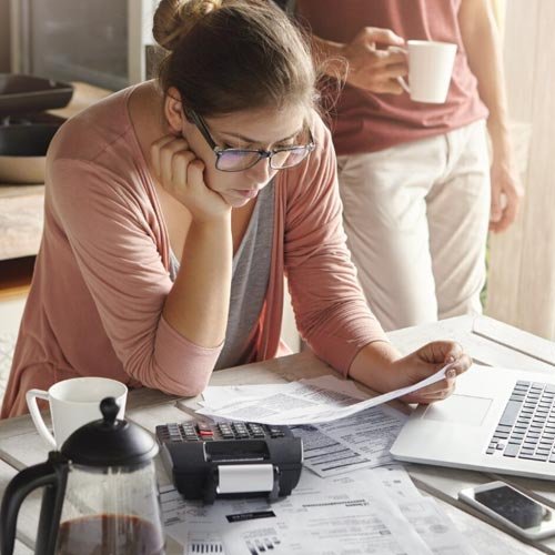 Defensa legal por deudas tributarias e impuestos impagos en Maipú