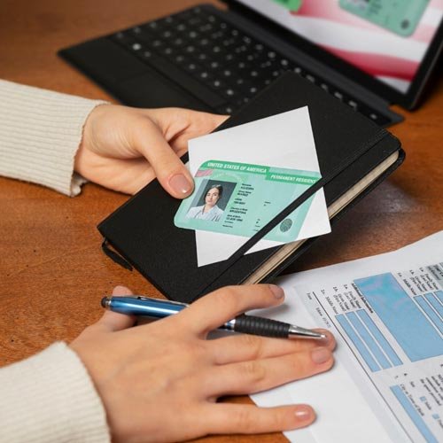 Derecho a permisos laborales y licencias médicas para trabajadores en Maipú